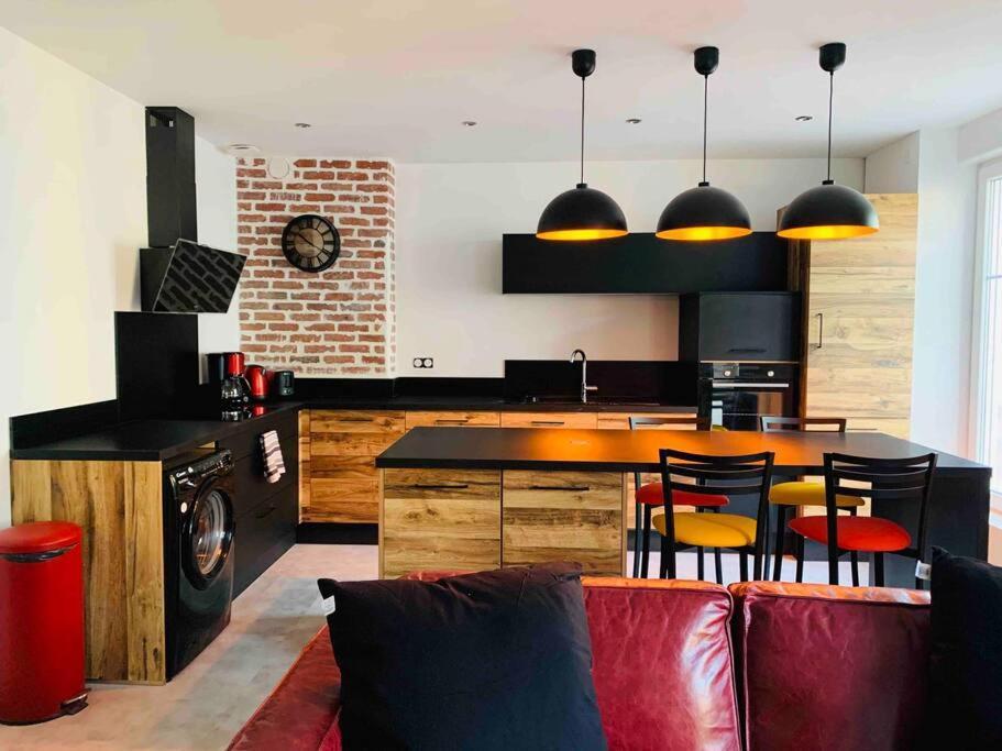 Ferienwohnung La Terrasse Urbaine Épinal Exterior foto